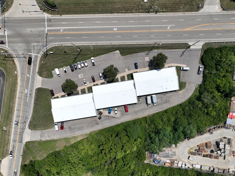 4350-4372 Muhlhauser Rd, Fairfield, OH à louer - Photo de l’immeuble – Image 3 sur 5