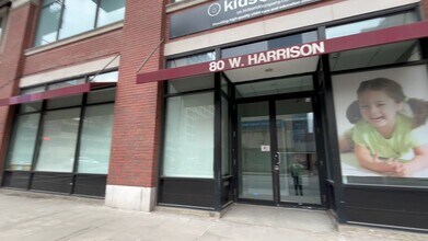 80 W Harrison St, Chicago, IL à louer - Vidéo sur l’annonce professionnelle 