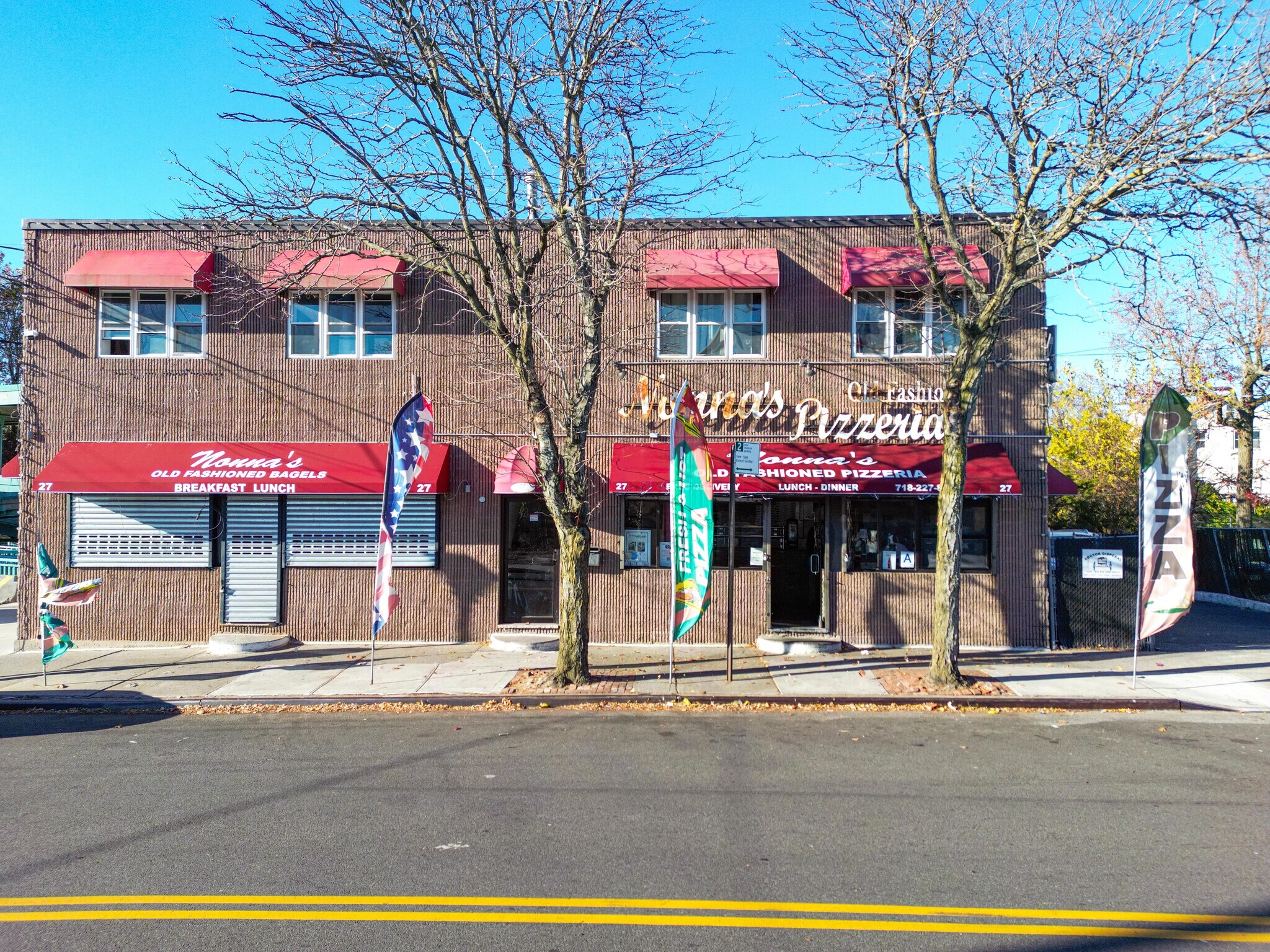 27 Brower Ct, Staten Island, NY à vendre Photo de l’immeuble– Image 1 sur 8