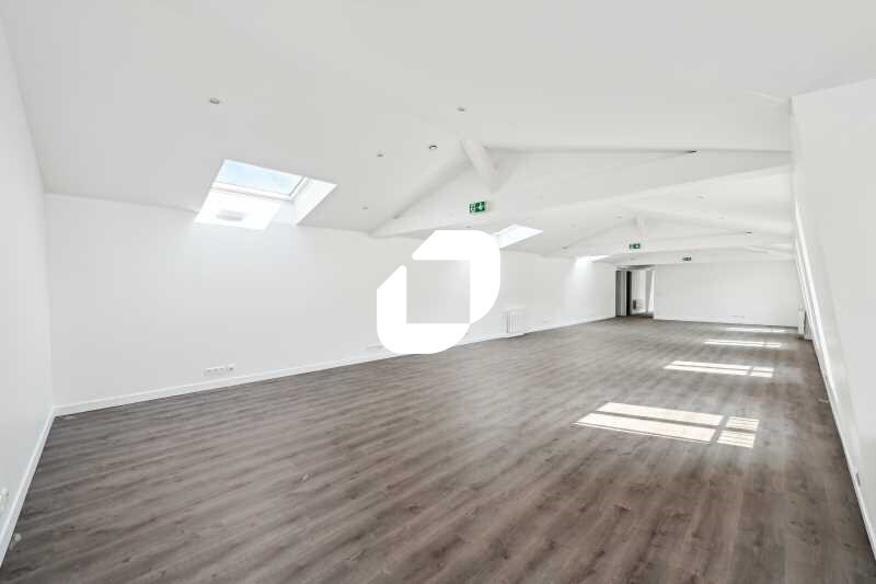 Bureau dans Nanterre à louer - Photo intérieure – Image 2 sur 14