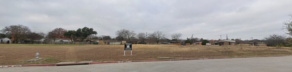 2625 N Dallas Ave, Lancaster, TX à vendre - Photo de l’immeuble – Image 2 sur 2
