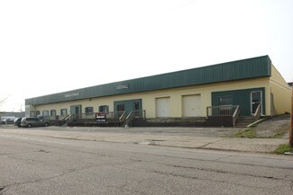 Plus de détails pour 800 Cawthon St, Louisville, KY - Local d'activités à louer