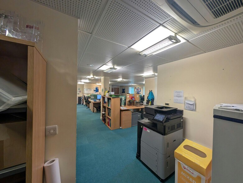 Poles Ln, Winchester à louer - Photo de l’immeuble – Image 2 sur 12