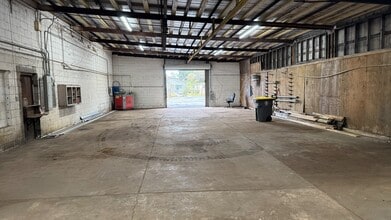 735 Canal St, Jacksonville, FL à louer Photo intérieure– Image 2 sur 5