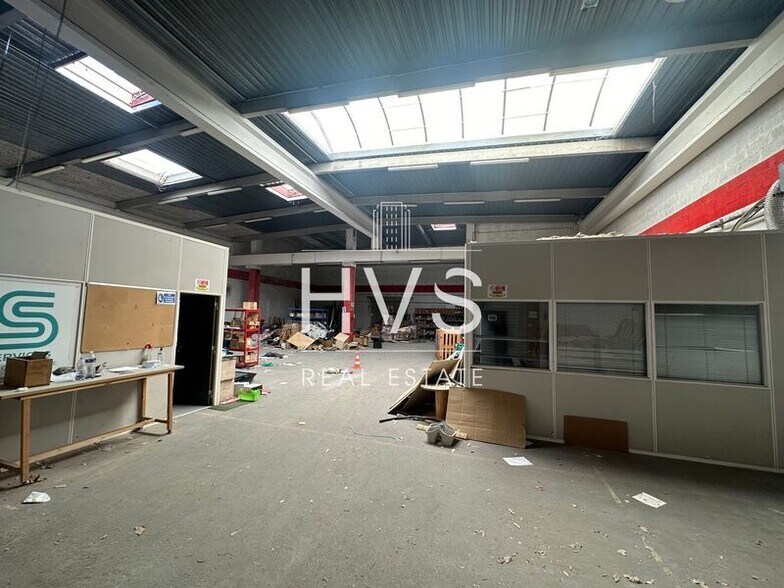 37 Avenue De Rome, Vitrolles à louer - Photo intérieure – Image 3 sur 4