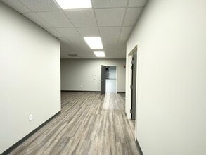 3100 Breckinridge Blvd, Duluth, GA à louer Photo intérieure– Image 2 sur 5