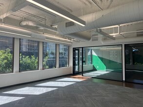 300 Mission St, San Francisco, CA à louer Photo intérieure– Image 2 sur 12