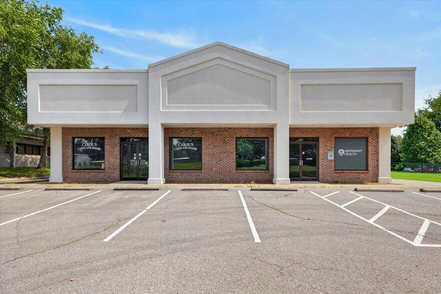 2143a-2145 Old Ashland City Rd, Clarksville, TN à louer - Photo de l’immeuble – Image 3 sur 49