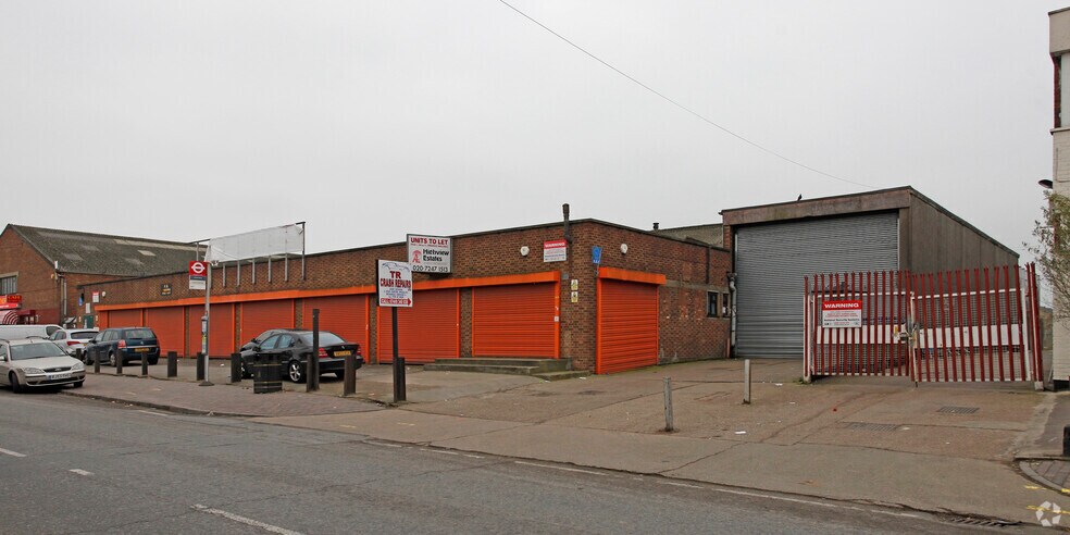 10 Thames Rd, Barking à louer - Photo de l’immeuble – Image 1 sur 8
