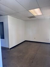 3360 Flair Dr, El Monte, CA à louer Photo intérieure– Image 1 sur 8