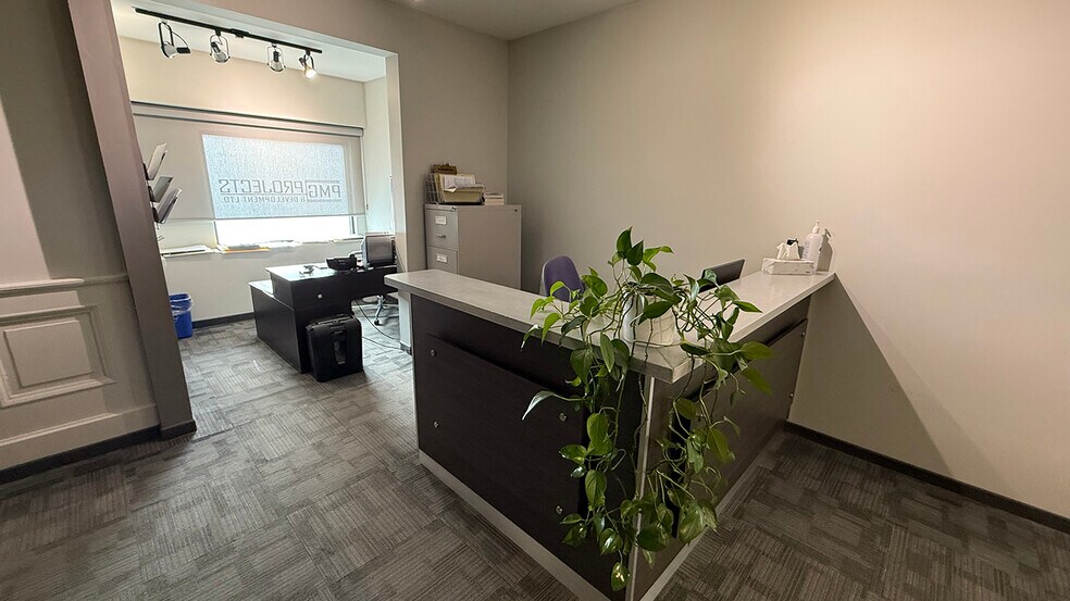 341 Wardlaw Av, Winnipeg, MB à vendre - Photo de l’immeuble – Image 3 sur 9