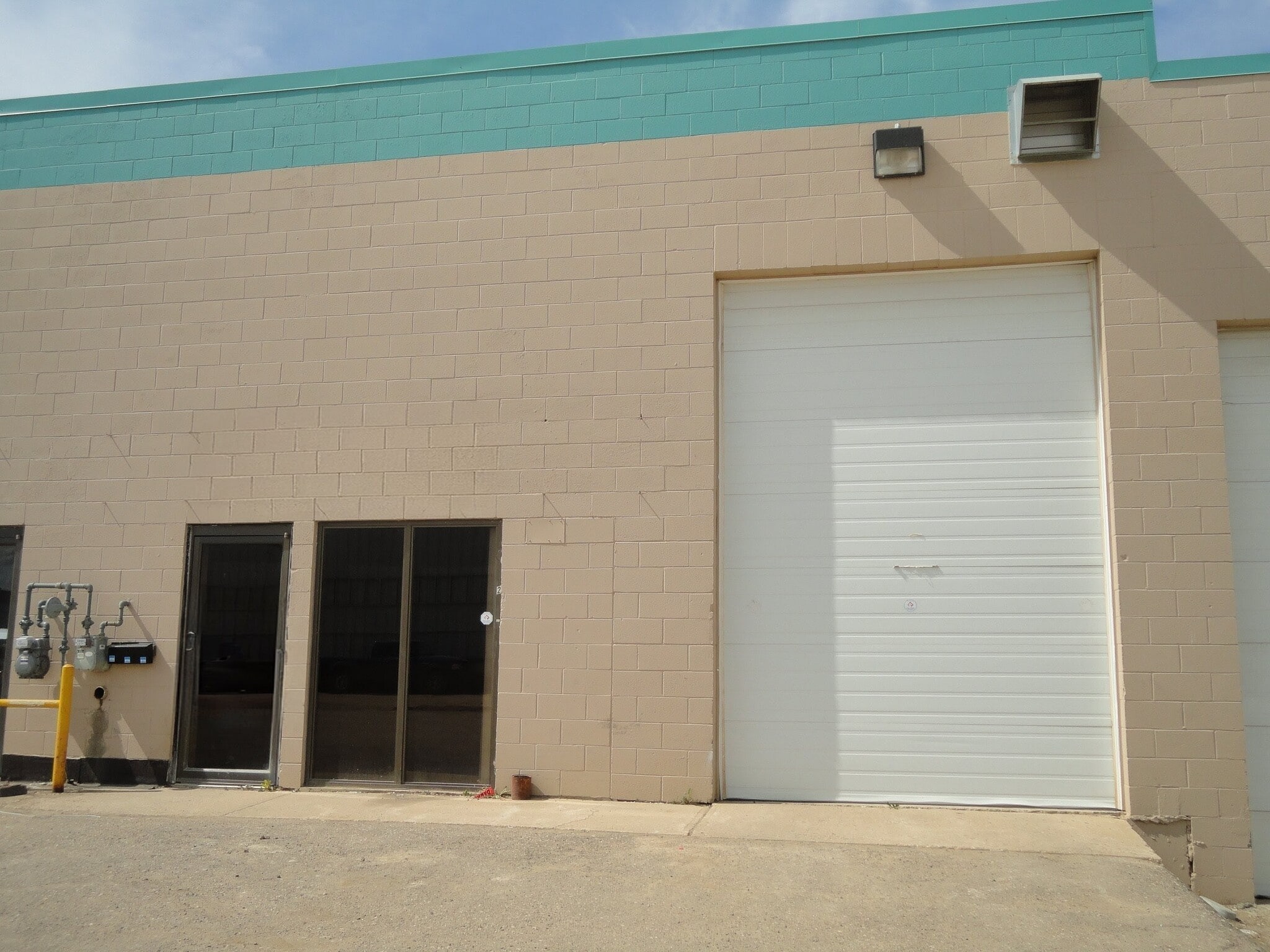 235 MacKay Cres, Wood Buffalo, AB à louer Photo de l’immeuble– Image 1 sur 13