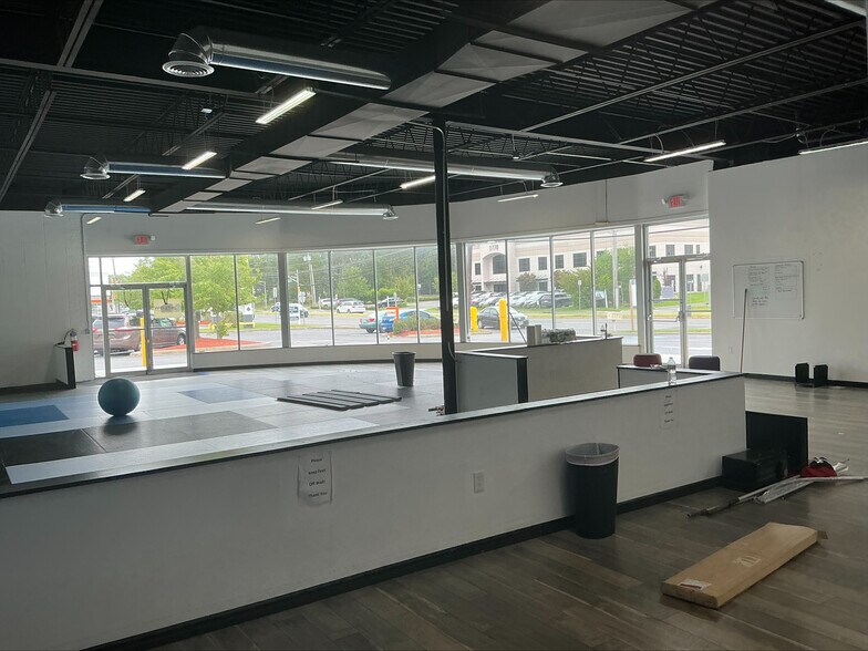400 S New Prospect Rd, Jackson, NJ à louer - Photo de l’immeuble – Image 3 sur 5