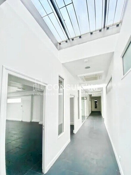 Bureau dans Puteaux à louer - Photo de l’immeuble – Image 3 sur 8