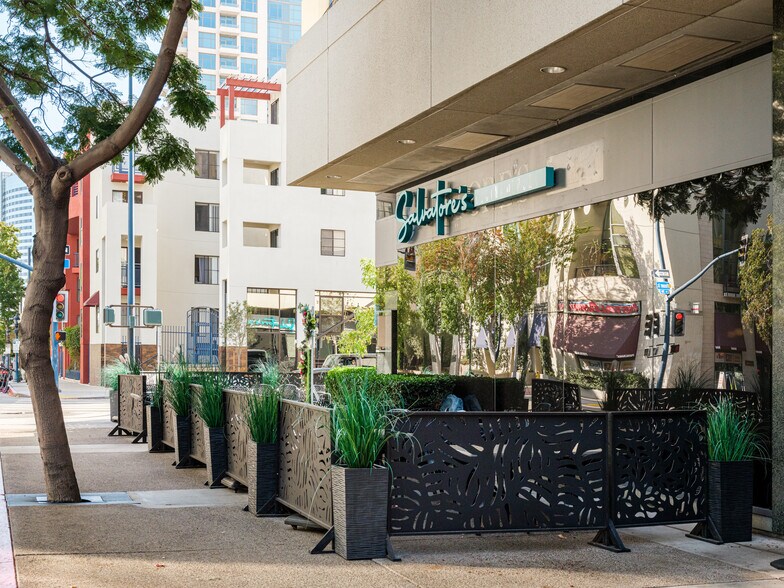 700-750 Front St, San Diego, CA à vendre - Photo de l’immeuble – Image 3 sur 5