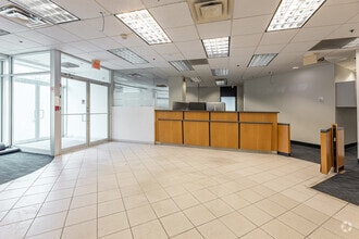 3636 Steeles Ave E, Toronto, ON à louer Photo intérieure– Image 1 sur 8