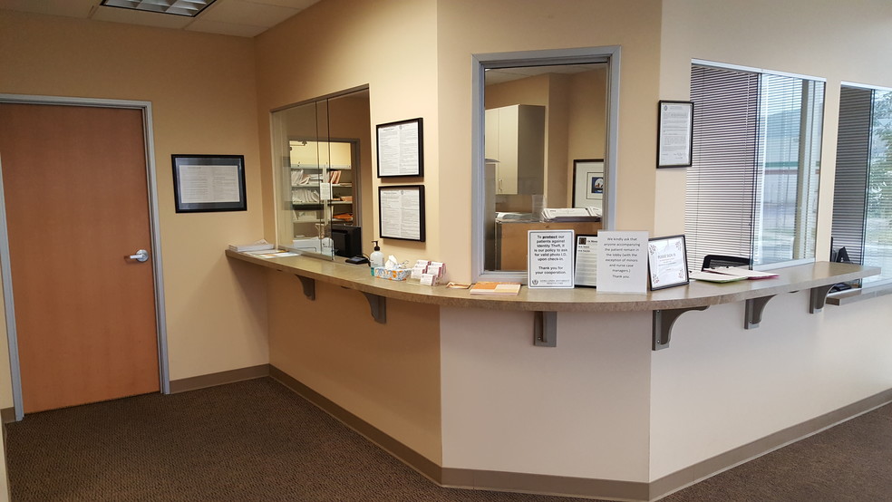 328 E Commercial Rd, San Bernardino, CA à louer - Photo intérieure – Image 3 sur 6