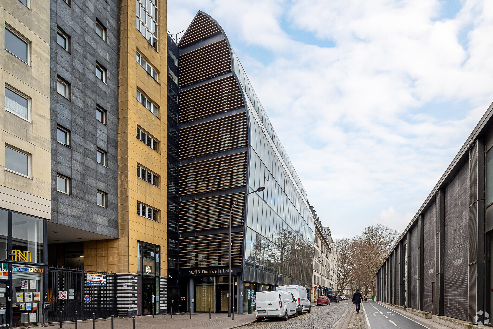 Bureau dans Paris à louer Photo principale– Image 1 sur 5
