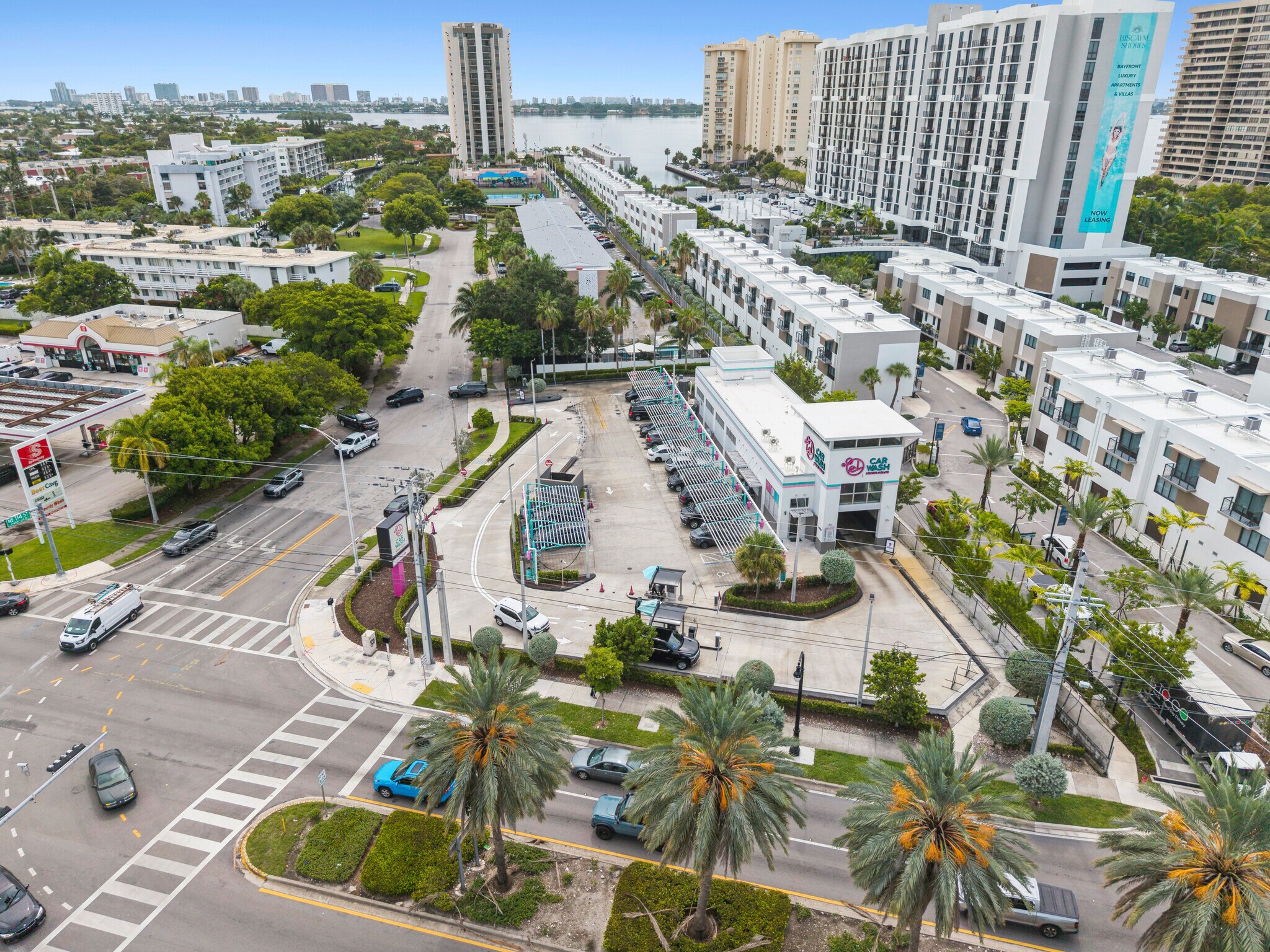 11375 Biscayne Blvd, Miami, FL à vendre Photo de l’immeuble– Image 1 sur 8