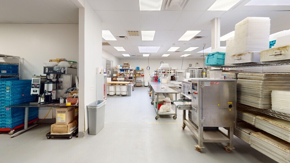 911 E McMillan St, Cincinnati, OH à louer - Photo intérieure – Image 2 sur 12