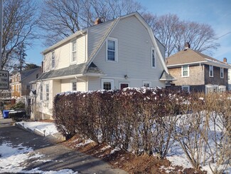 Plus de détails pour 2489 Pawtucket Ave, East Providence, RI - Spécialisé à vendre