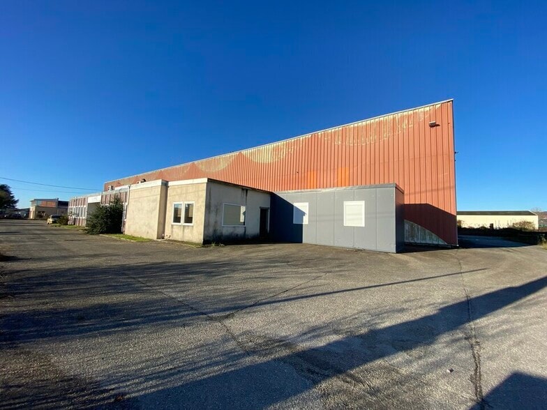 Local d'activités dans Agen à vendre - Photo de l’immeuble – Image 2 sur 12