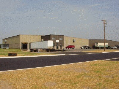 1412 Deleglise St, Antigo, WI à louer Photo principale– Image 1 sur 14