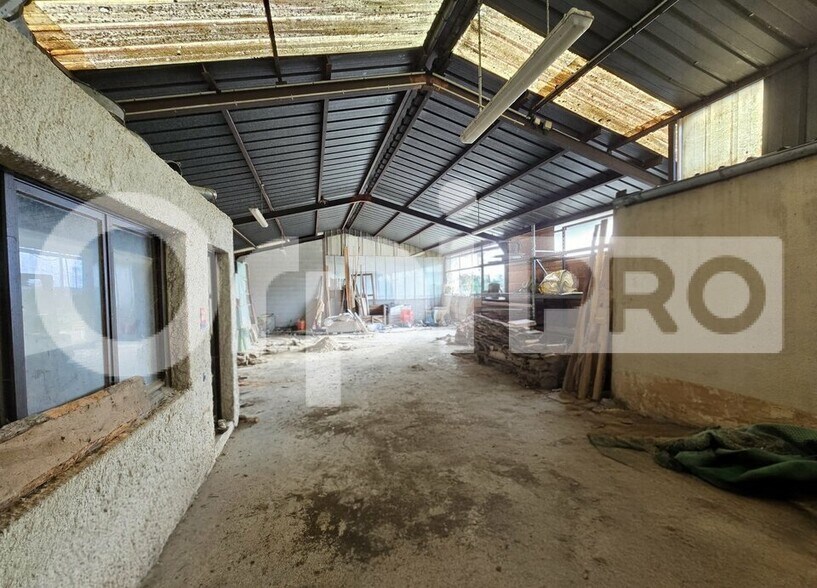 Local d'activités dans La Noue à vendre - Photo intérieure – Image 3 sur 7