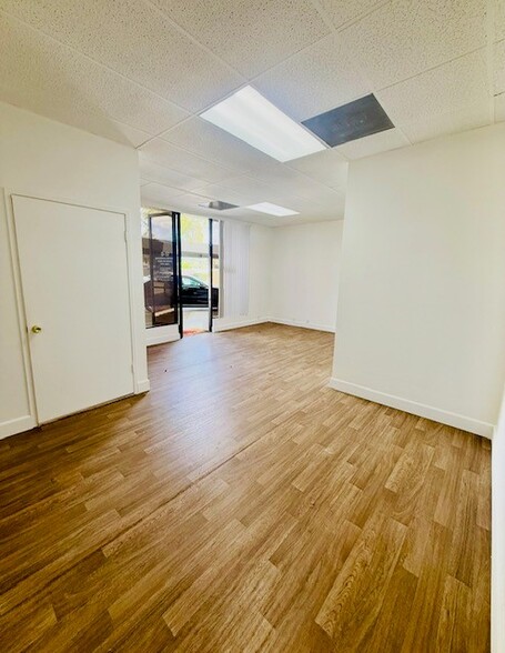 72880 Fred Waring Dr, Palm Desert, CA à louer - Photo de l’immeuble – Image 1 sur 2