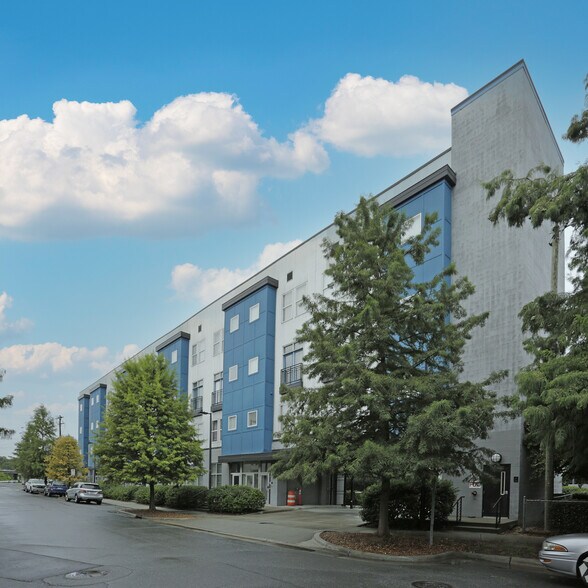 926 Westmere Ave, Charlotte, NC à vendre - Photo de l’immeuble – Image 2 sur 7