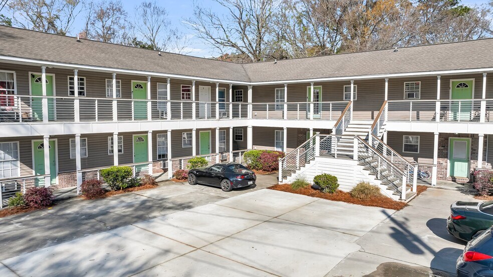 2220 Van Buren Ave, North Charleston, SC à vendre - Photo de l’immeuble – Image 2 sur 5