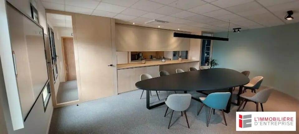 Bureau dans La Richardais à vendre - Photo de l’immeuble – Image 2 sur 3