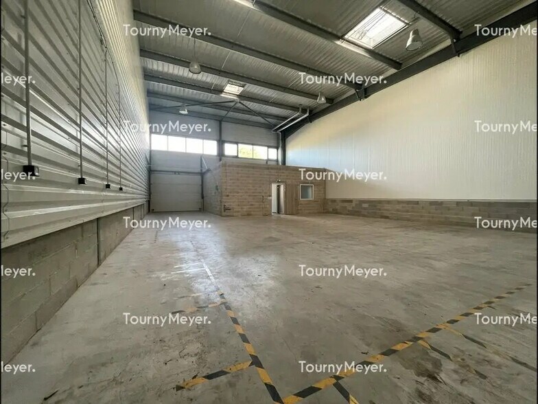 Local d’activités dans Vendargues à louer - Photo intérieure – Image 1 sur 12