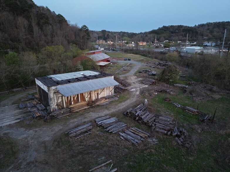 400 River St, Ellijay, GA à vendre - Photo de l’immeuble – Image 3 sur 7