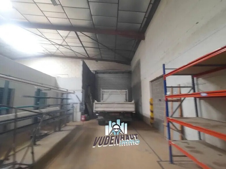 Local d’activités dans Toulouse à louer - Photo intérieure – Image 2 sur 9