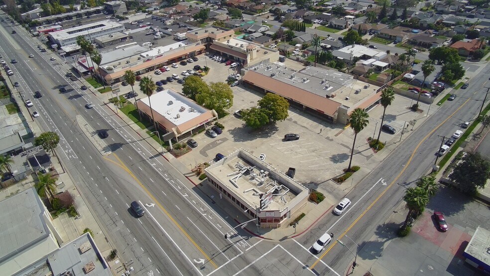 20502-20540 E Arrow Hwy, Covina, CA à louer - Photo de l’immeuble – Image 1 sur 8