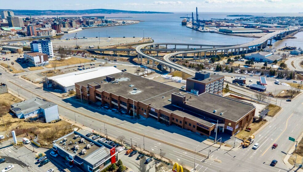 400 Main St, Saint John, NB à louer - Photo de l’immeuble – Image 2 sur 21