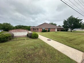 1156 N Bonnie Brae St, Denton, TX à louer Photo intérieure– Image 2 sur 18