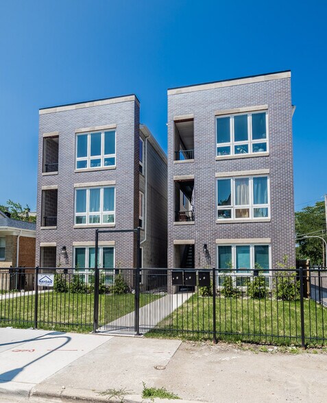 1230 S Fairfield Ave, Chicago, IL à vendre - Photo de l’immeuble – Image 1 sur 56