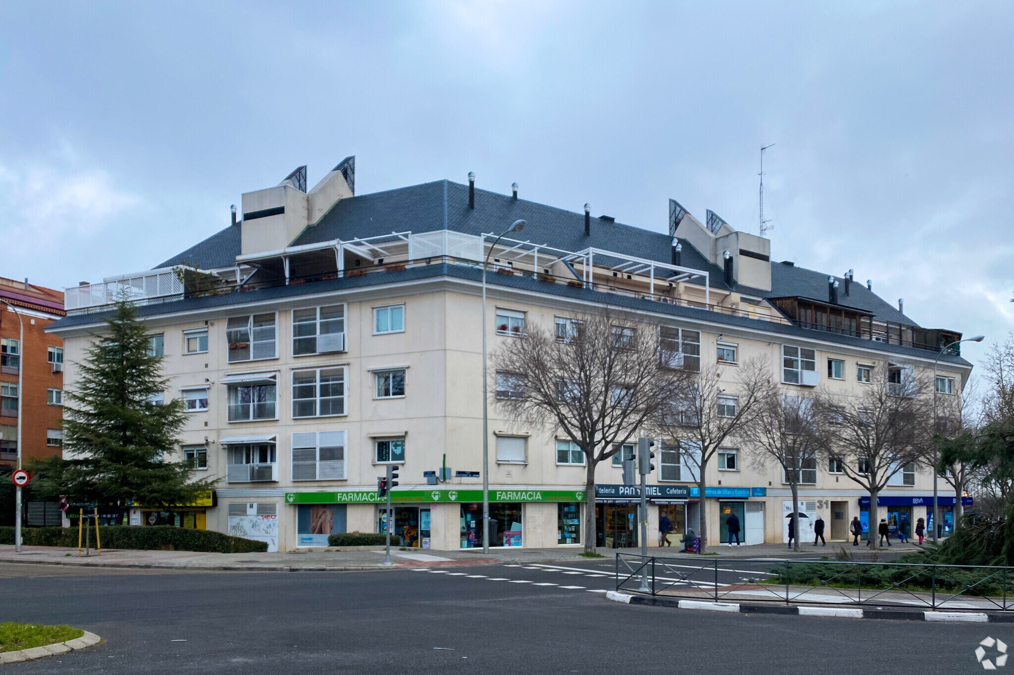 Calle de Valdetorres de Jarama, 31, Madrid, Madrid à vendre Photo principale– Image 1 sur 1