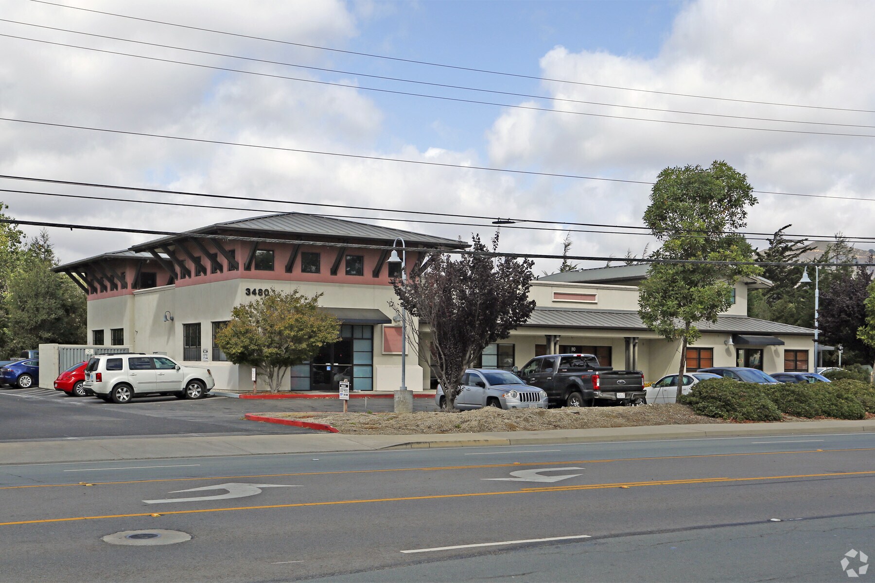 3480 S Higuera St, San Luis Obispo, CA à louer Photo principale– Image 1 sur 5