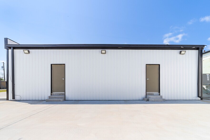 2805 Fort Campbell Blvd, Clarksville, TN à louer - Photo de l’immeuble – Image 3 sur 6