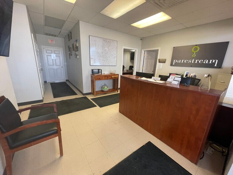9205 W County Road 127, Midland, TX à louer - Photo de l’immeuble – Image 3 sur 19