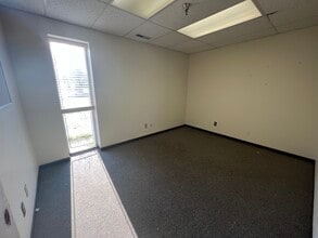 1711 S Longfellow St, Wichita, KS à louer Photo intérieure– Image 2 sur 5