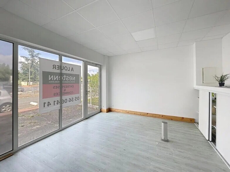 Local commercial dans Talence à louer - Photo de l’immeuble – Image 3 sur 3