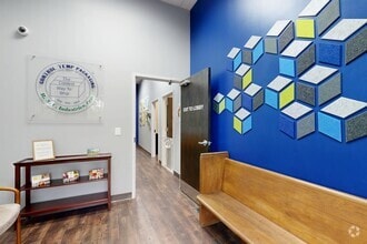 2510 Mill Center Pky, Buford, GA à louer Numérisation 3D Matterport– Image 1 sur 17