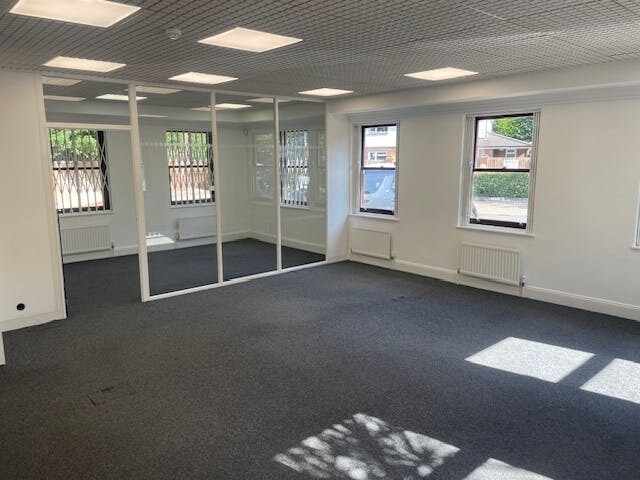 5 Cheapside Court, Sunninghill à louer - Photo de l’immeuble – Image 2 sur 5