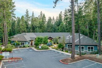 351-356 Providence Mine Rd, Nevada City, CA à louer Photo de l’immeuble– Image 2 sur 61