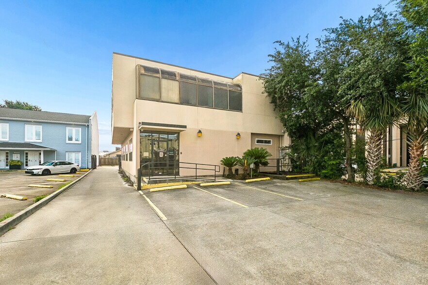 2309 N Hullen St, Metairie, LA à vendre - Photo de l’immeuble – Image 2 sur 33