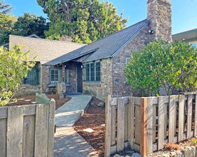 1672-1676 University Ave, Berkeley, CA à vendre Photo de l’immeuble– Image 1 sur 9